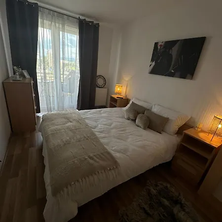 Corni Apartment *